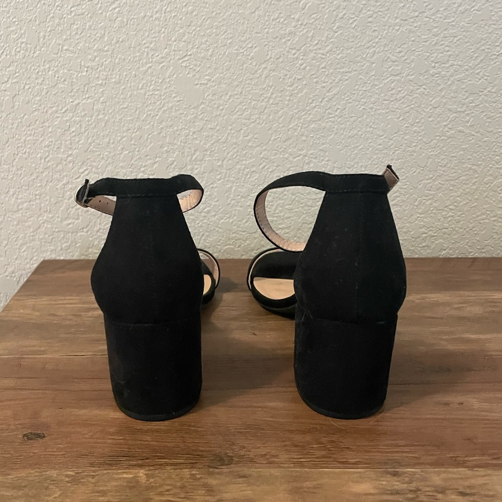 Black block heels - Picture 3 of 4